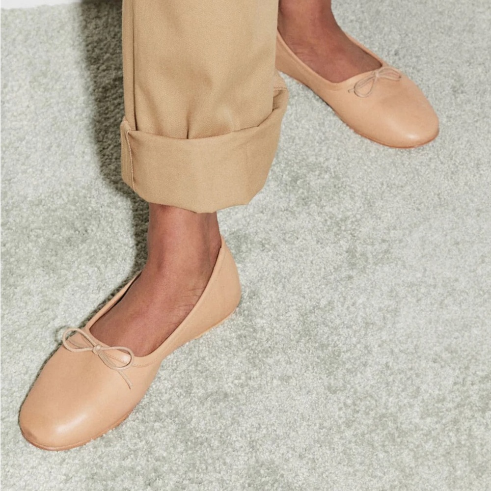 NEW IN BOX 〰️ FREDA SALVADOR roma calf leather ballet flat in camel | size 7 - Picture 4 of 6